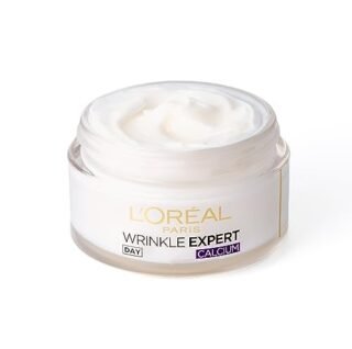 LOreal Paris Wrinkle Expert Anti-Wrinkle 55+ Day Cream, Reduces Wrinkle Appearance, Firms Skin and Redefines Contours, Calcium, 50ml
